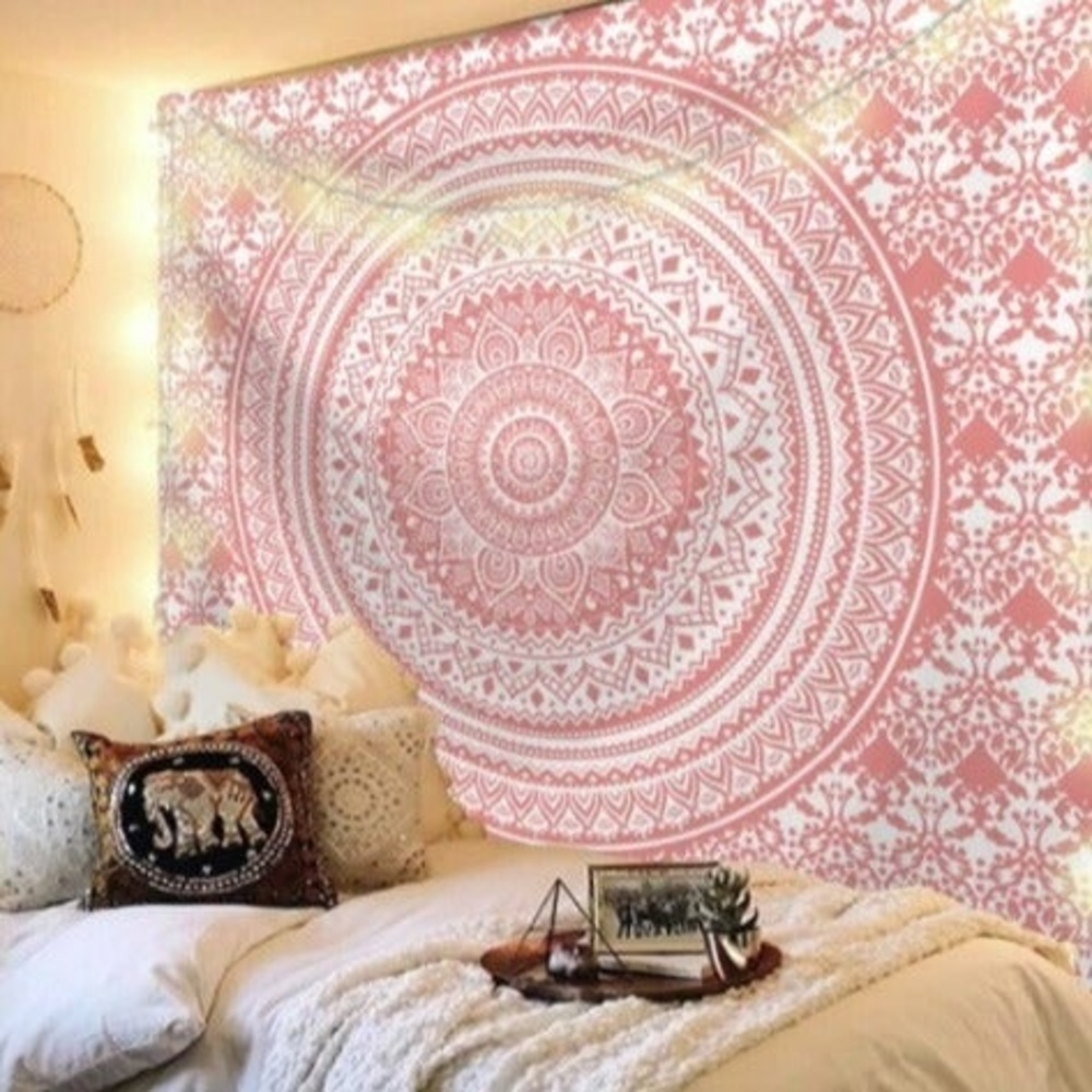 SHEIN Mandala Pink Print Tapestry
